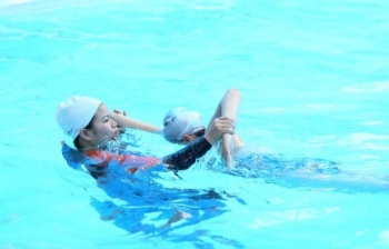 Kiểu bơi khi tham gia học bơi